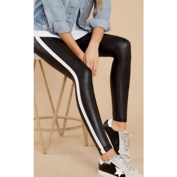 Spanx NEW size 2X black Faux Leather Stripe Leggings style 20187